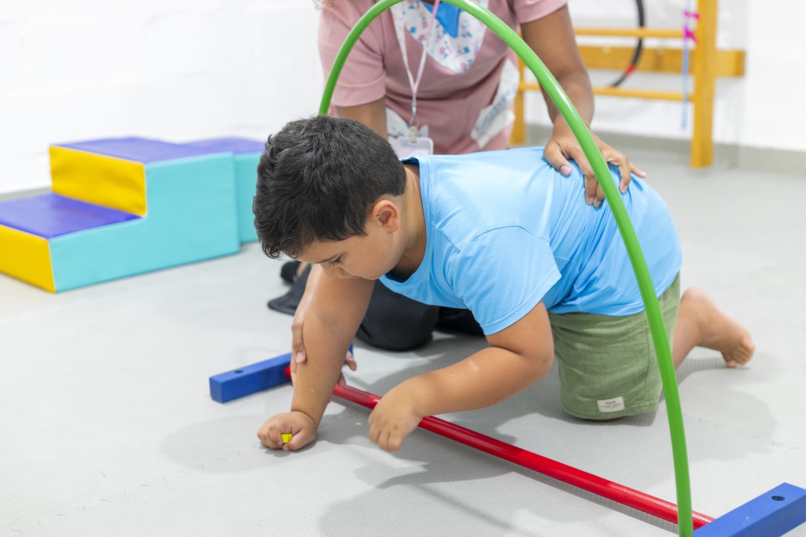 Atendimento infantil em ambiente preparado no Senses